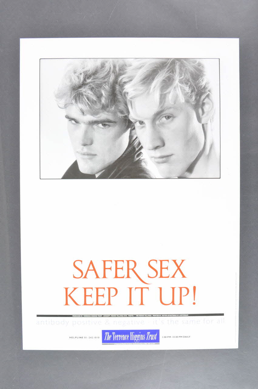Terrence Higgins Trust affiche "Safer sex Keep it up !" (Safer sex. Maintiens le) Grande Bretagne 1988 2005.47.251  Photo Mucem