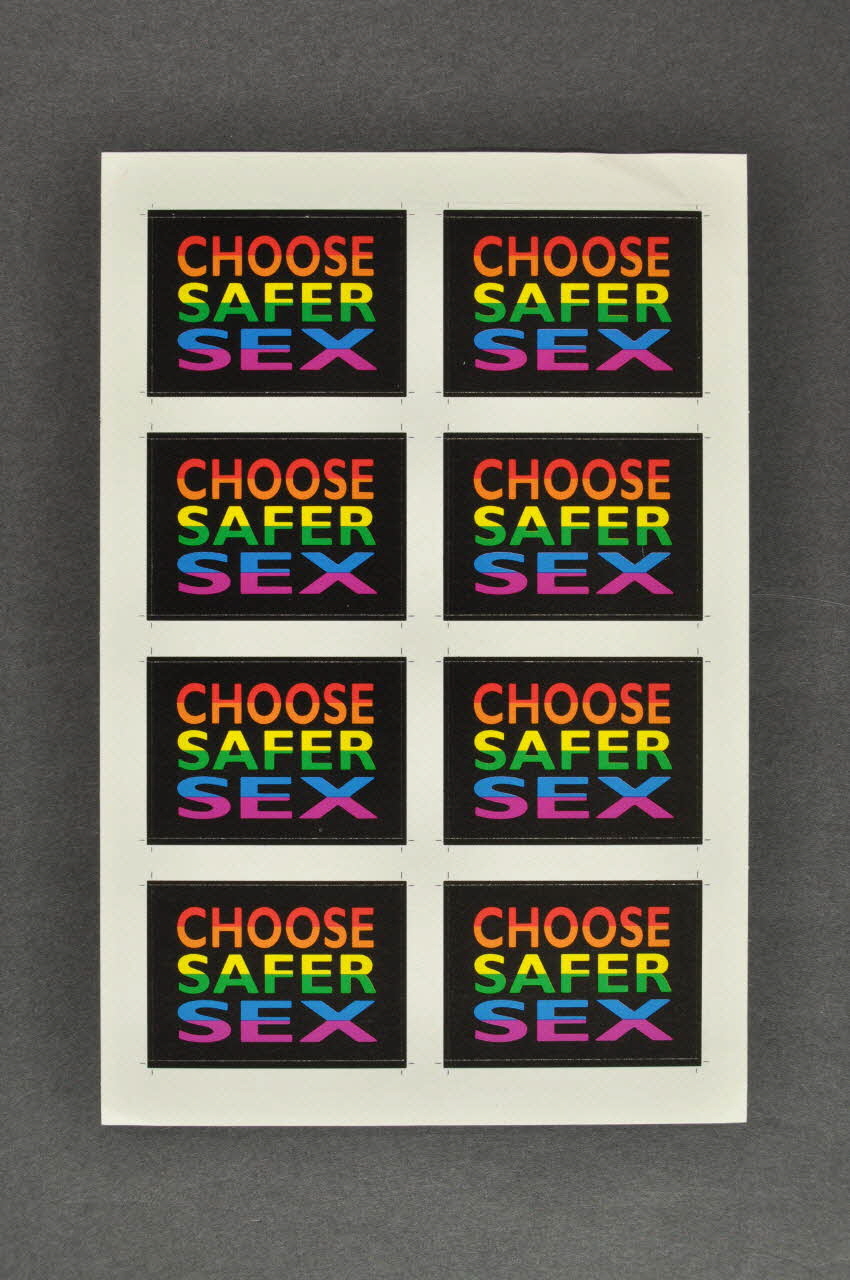 Terrence Higgins Trust Planche d'autocollants "Choose safer sex" (Choisissez le safer sex) Grande Bretagne 1994 2005.47.87 Photo Mucem