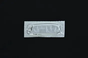 Condomerie Amsterdam Préservatif "Worlds-Best / Slim Line" Pays-Bas 2005 2005.49.4 Photo Mucem