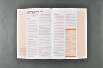Nigz Revue associative "A &M News", n°7, juin 2004. Biannual newsletter of AIDS &Mobility Europe Pays-Bas 2004 2005.53.2  Photo Mucem