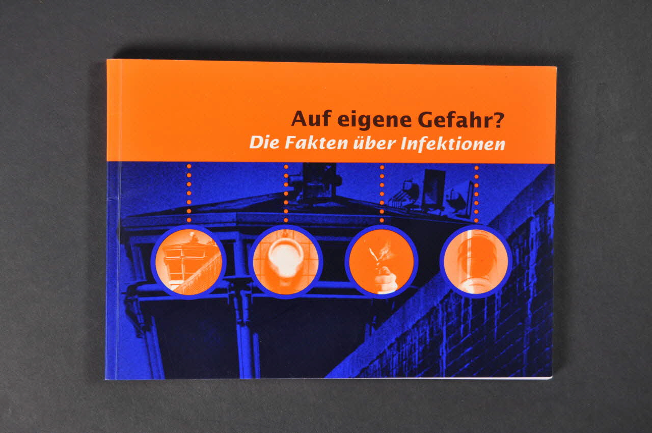 BROCHURE "Auf eigene gefahr ? Die Fakten über Infektionen" (traduire) 2005.54.114 Photo Mucem