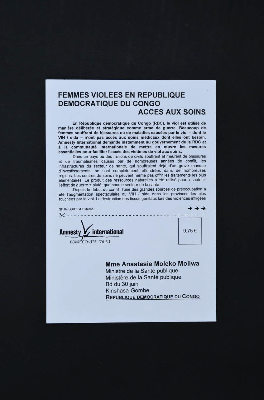 Amnesty International tract "Femmes violées en République démocratique du Congo. Accès aux soins." France 2004 2005.56.3 Photo Mucem