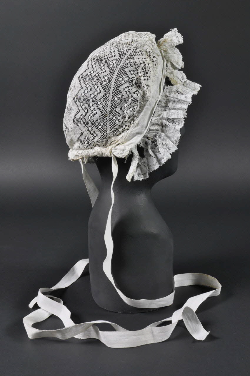 coiffe de fête 1955.114.1 Photo Mucem