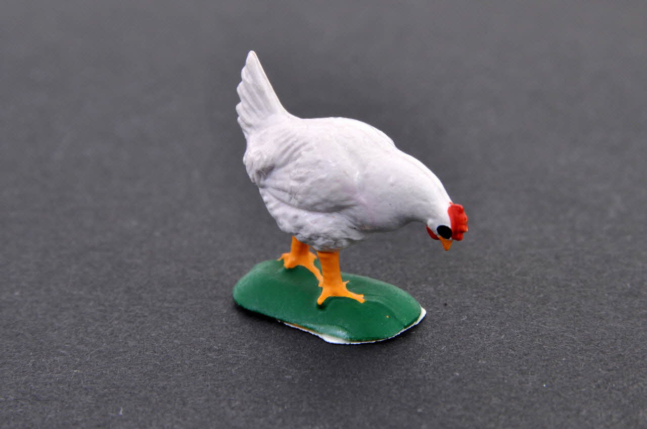 Paul Chériau figurine Habitation collective de type "tighermt" France 1991 2003.8.115.2.3 Photo Mucem