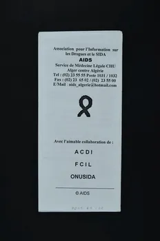Aids Algérie Dépliant "Le sida ne prends pas de vacances. Mal informés, donc vulnérables" Algérie 2000/8 2005.61.2  Photo Mucem