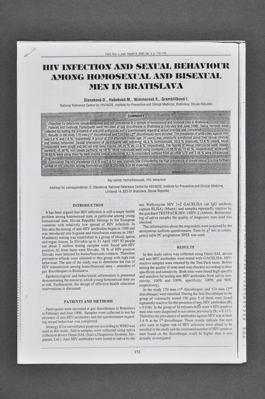 Institute Of Preventive And Clinical Medecine, Tiré à part "HIV Infection and sexual behaviour among homosexual and bisexual men in Bratislava" (Infection par le VIH et conduites sexuelles chez les hommes homosexuels et bisexuels à Bratislava) Slovaquie 2000 2005.63.4 Photo Mucem