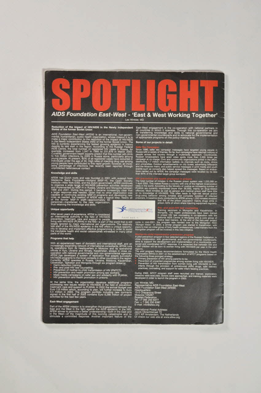 Iatec (International Antiviral Therapy Evaluation) Revue associative IATEC Update / International antiviral therapy evaluation center, vol 3, n° 1, juillet 2003 Roumanie 2003/7 2005.65.1 Photo Mucem