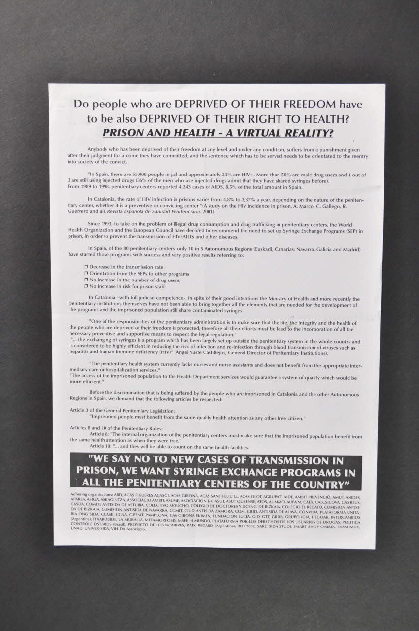 Collectif Associatif Espagnol tract "Do people who are deprived of their freedom have to be also deprived of their right to health" Espagne 2002 2003.94.1 Photo Mucem