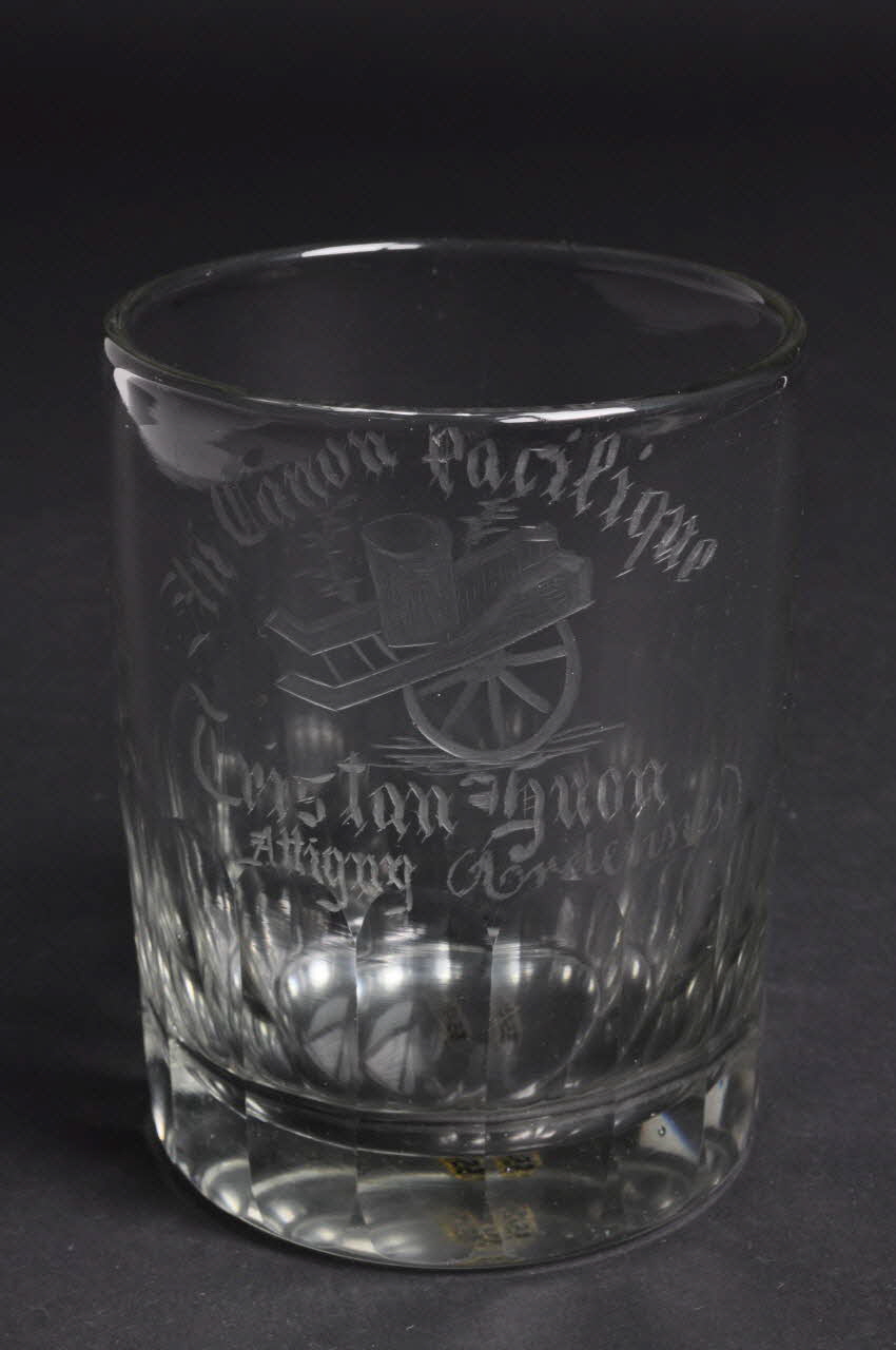 verre Champagne-Ardenne, France 1860 1955.121.7 Photo Mucem