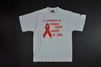Groupe Sida Genève tee-shirt "Le parlement de Genève court contre le sida" Lorraine, France 2004/12 2005.9.1 Photo Mucem