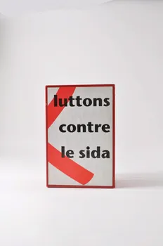 Sidaction - Ensemble Contre Le Sida tirelire "Luttons contre le sida" France 2005 2005.96.1 Photo Mucem