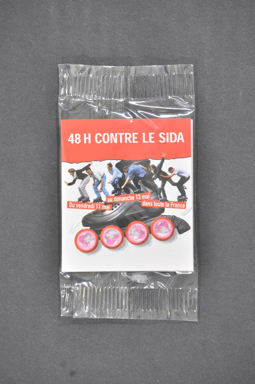 Sidaction - Ensemble Contre Le Sida Préservatif "48 h contre le sida" France 2005/5 2005.96.5 Photo Mucem