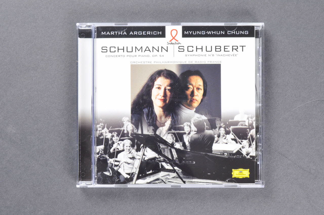 Sidaction - Ensemble Contre Le Sida CD (compact disque) "Schumann, Schubert. Concert au théâtre du Chatelet le 1er décembre 2001" France 2000 2005.96.8.1-3 Photo Mucem