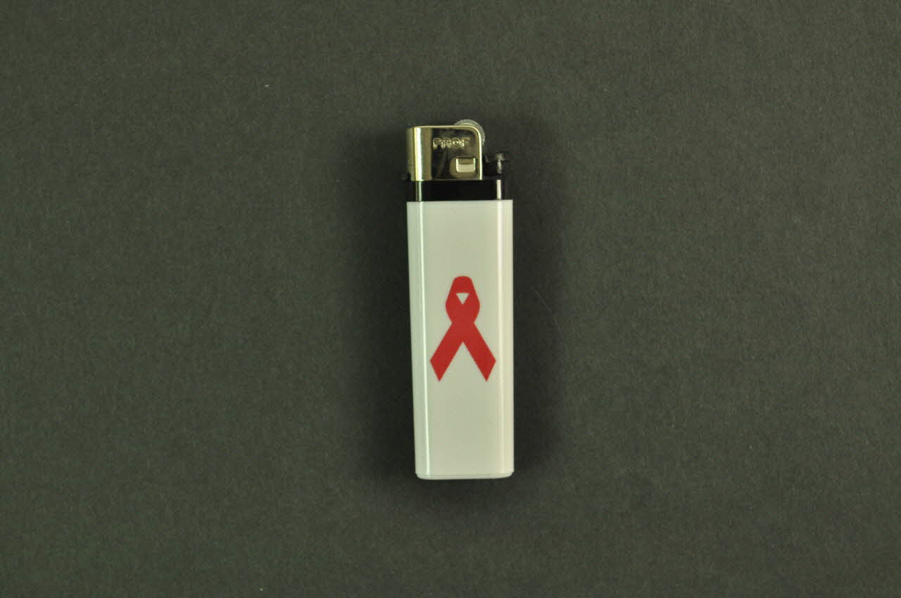 Aids-Hilfe Suisse briquet Lorraine, France 2004 2004.48.6 Photo Mucem