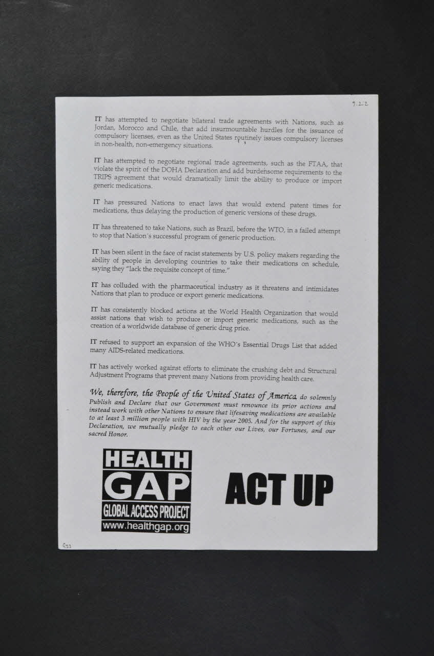 Act Up Et Health Gap tract Tract "Declaration of inhumanity" (Déclaration d'inhumainté) France 2002 2003.94.6 Photo Mucem