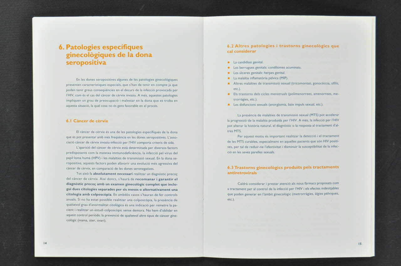 Generalitat De Catalunya, Departament de Sanitat i Assistència Social BROCHURE "La dona i la infeccio perr l'HIV. Manual per a professionals sanitaris" (La femme et l'infection par le VIH. Manuel pour les professionnels de santé) Espagne 1999 2004.49.31 Photo Mucem
