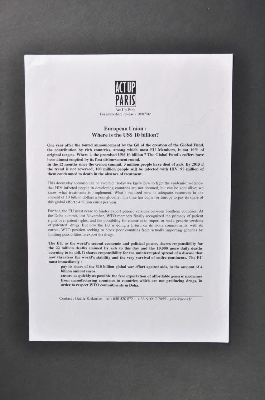 Act Up-Paris tract "European Union : Where is the US$ 10 billion?" (Union Européenne : Où sont les 10 billion de dollars US) France 2002/7/10 2003.94.8 Photo Mucem