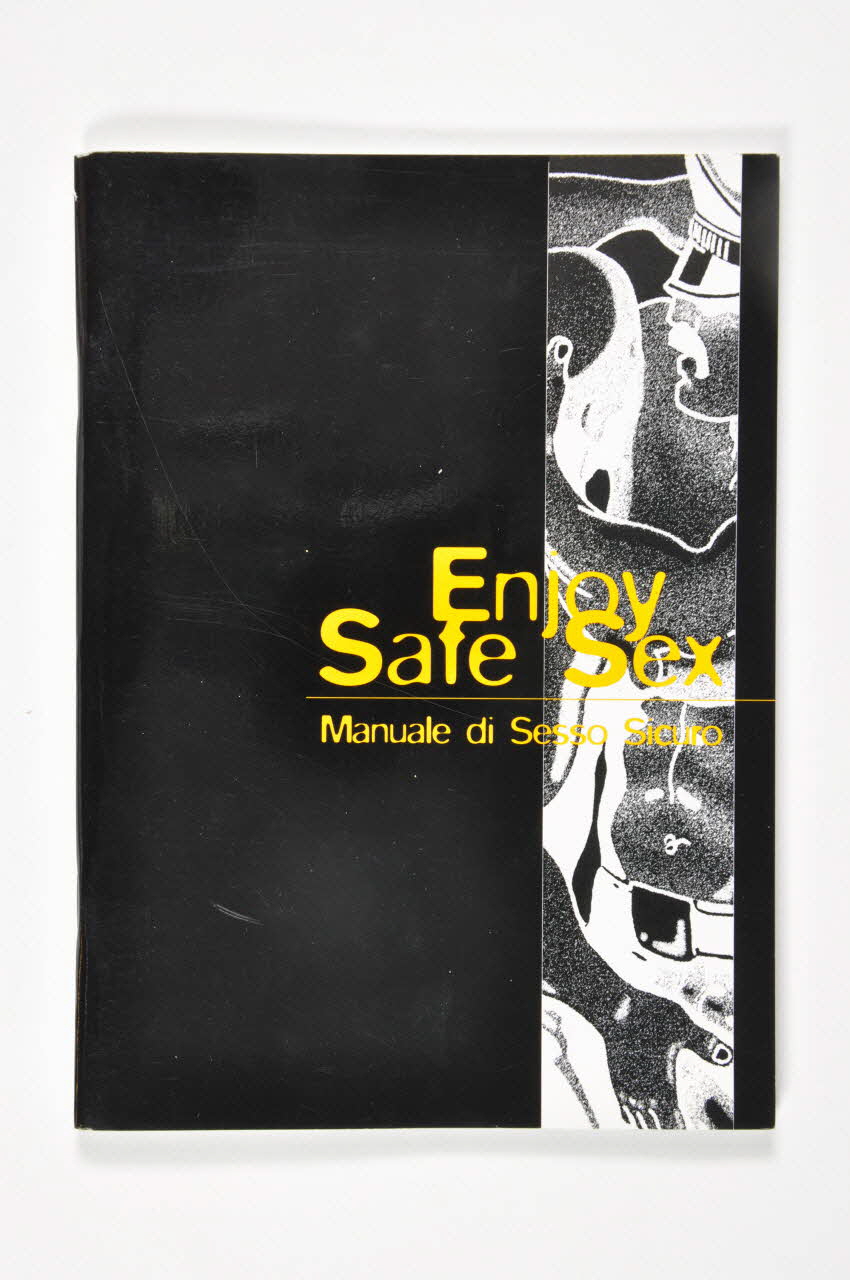BROCHURE "Enjoy Safe Sex. Manuale di Sesso Sicuro" (Appréciez le safe sex. Manuel du sexe sûr) 2003.95.15 Photo Mucem