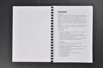 Association Aec Gris BROCHURE Rapport d'activité : Memoria 2003 Espagne 2003 2004.50.10 Photo Mucem