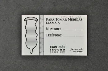 Stop Sida carte "Vale por un traje a medida" (bon pour un costume sur mesure) Espagne 2001 2004.51.29 Photo Mucem