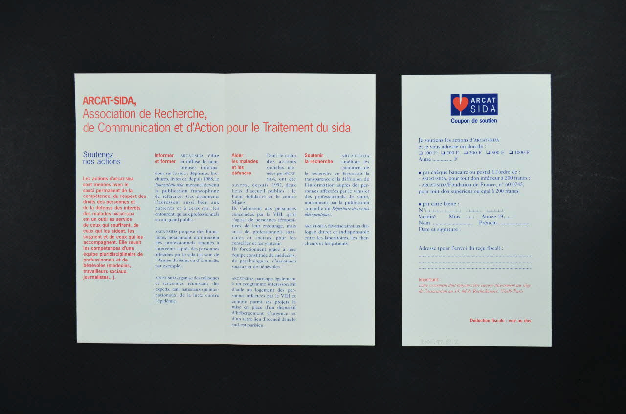 Association pour la Recherche, la Communication et les Actions pour l'Accès aux Traitements (ARCAT) Dépliant "En soutenant nos actions, participez activement à la lutte contre le sida" France 1995 2005.97.89.1-2 Photo Mucem