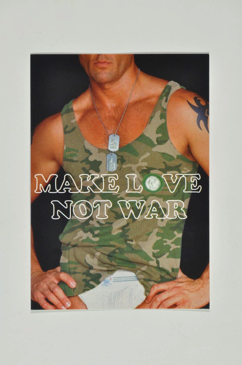 Stop Sida carte postale "Make love not war" (Faire l'amour pas la guerre) Espagne 2003 2004.51.39 Photo Mucem