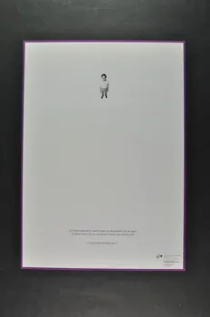 Coordinadora Gai-Lesbiana / Stop Sida affiche " Cuantas veces te han hecho sentir asi de equeno por ser gay? / Cuantas veces mas un seropositivo tendra que sentirse asi ? / La solidaridad empieza por ti" (Combien de fois t'ont ils fait te sentir ainsi, tout petit parce que tu es gay ? Combien de fois en plus un séropositif aura-t-il à se sentir ainsi ? La solidarité commence par toi) Espagne 1994 2004.51.7 Photo Mucem