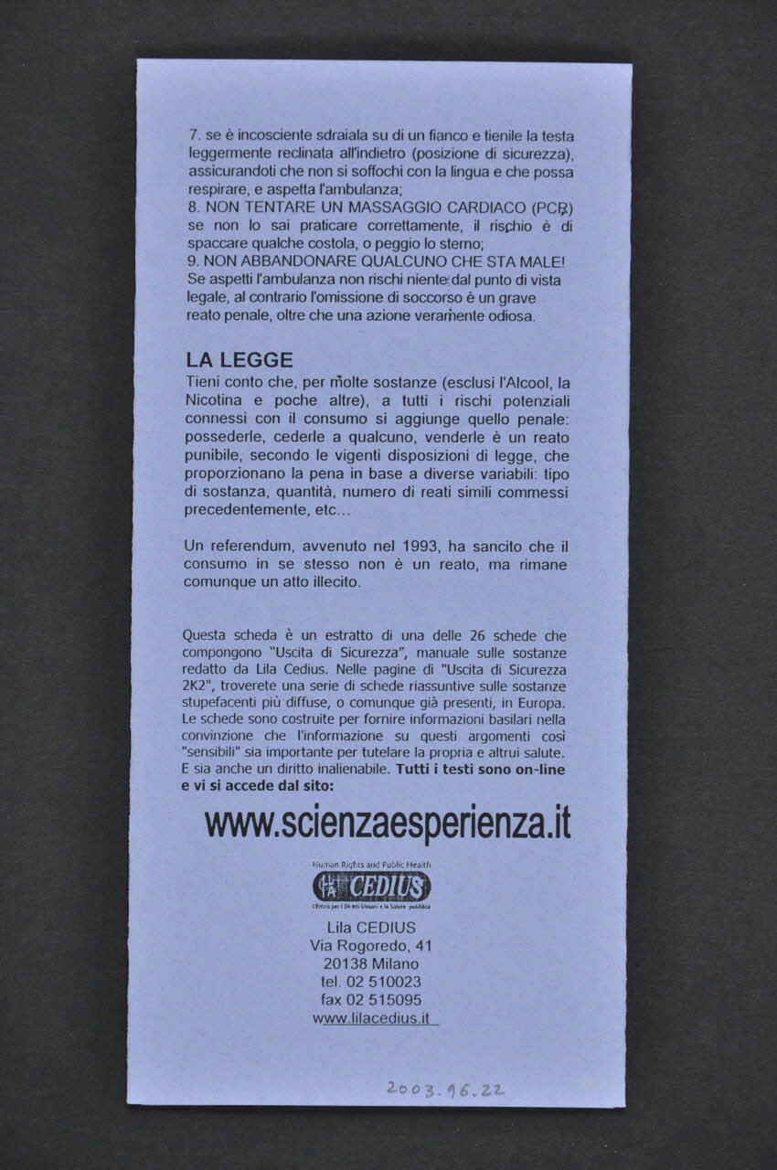 Dépliant "Uscita di sicurezza 2K2. Informare sulle sostanze per tutelare la salute / Metadone (Sortie de secours 2K2 /Informer sur les substances pour protéger la santé / Metadone) 2003.96.22 Photo Mucem