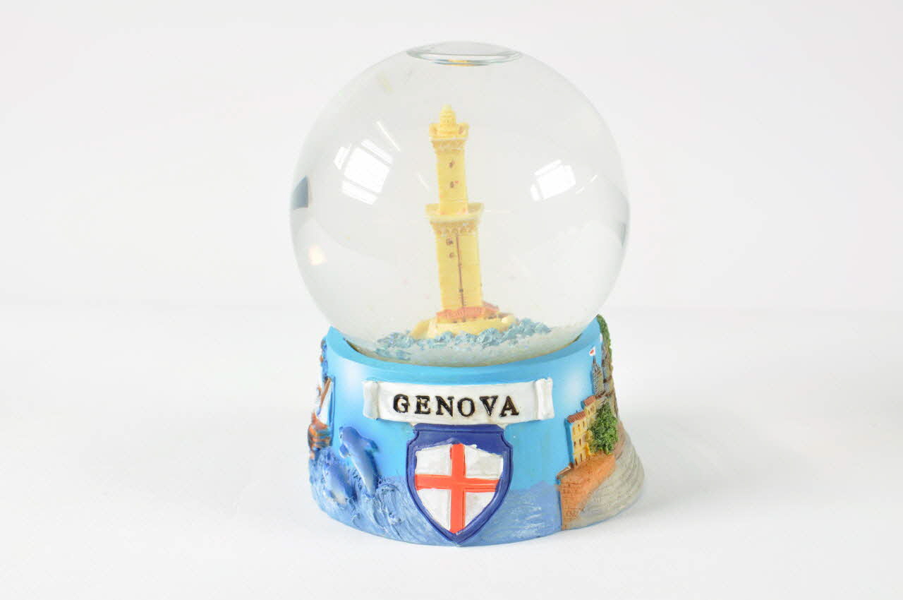 boule à neige Italie 2000-2006 2006.122.1 Photo Mucem