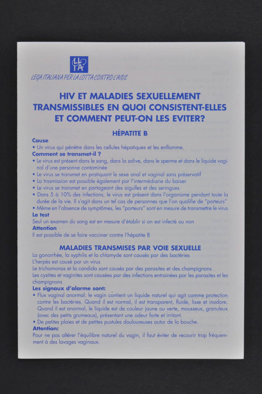 Dépliant "HIV et maladies sexuellement transmissibles en quoi consistent-elles et comment peut-on les éviter ?" 2003.96.45 Photo Mucem