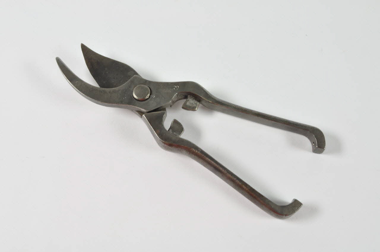 sécateur 1955.153.44 Photo Mucem