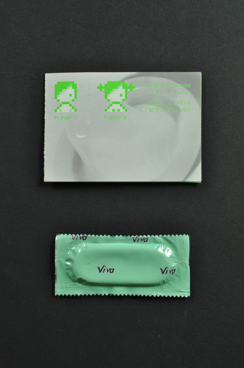 Sida Studi, Energy Control Préservatif "Safe sex game" Espagne 2003 2004.54.51.1-2 Photo Mucem