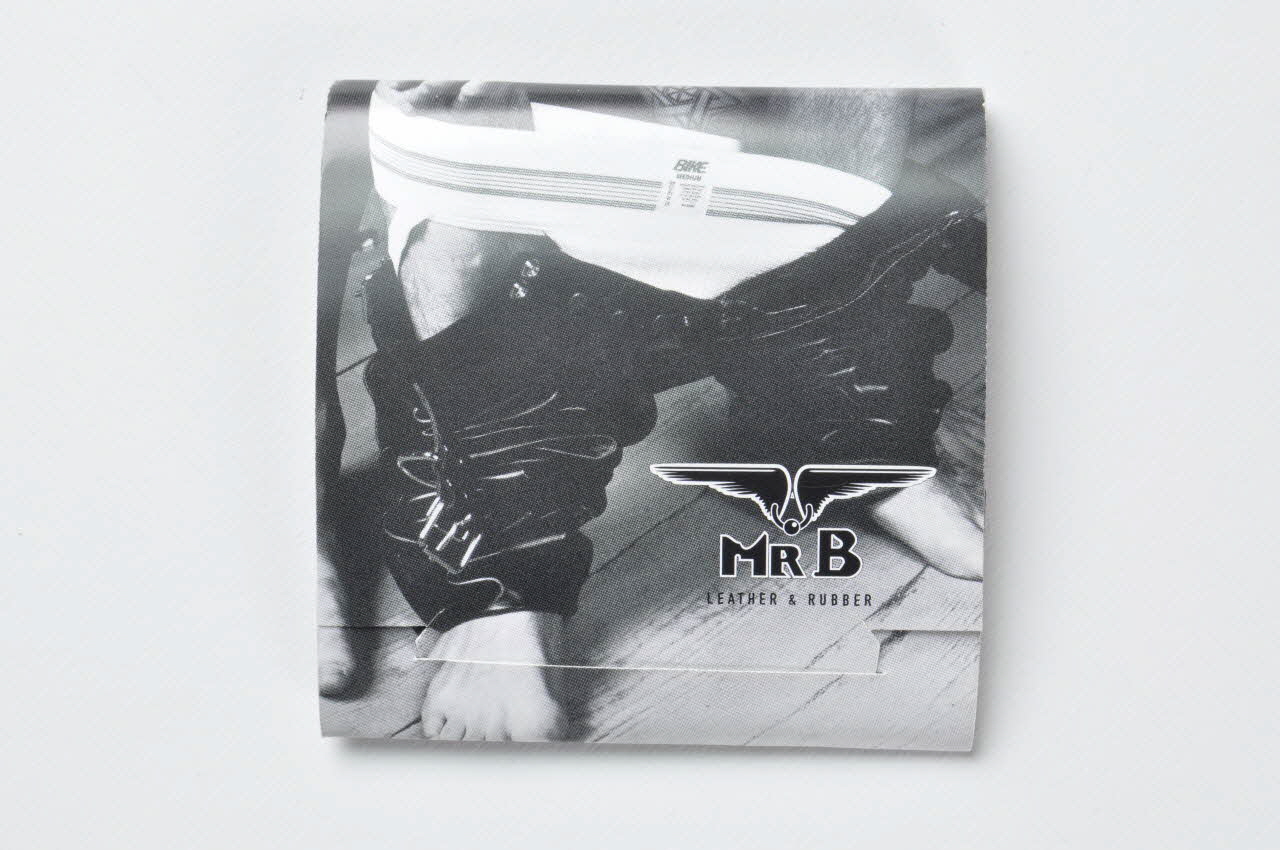 Mr B Préservatif "Mr B" Allemagne 2003 2003.97.40.1-3 Photo Mucem