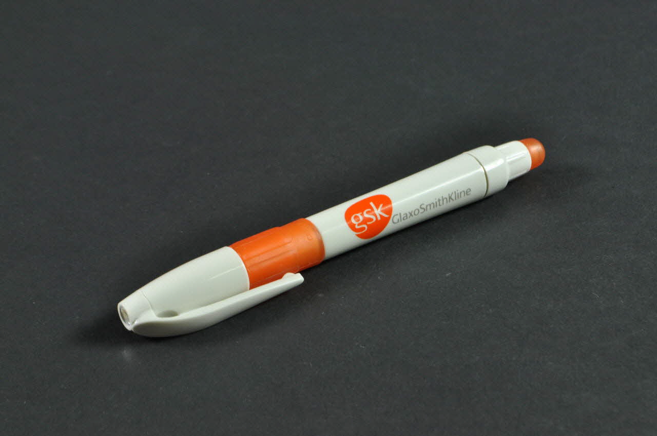 Glaxosmithkline (Gsk) Stylo bille Stylo bille GSK GlaxoSmithKline France 2002 2003.97.48 Photo Mucem