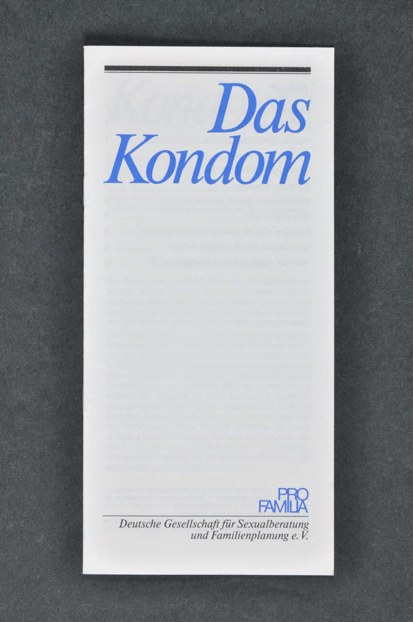 Pro Familia BROCHURE "Das Kondom" (Le préservatif) Allemagne 1986 2004.55.121 Photo Mucem