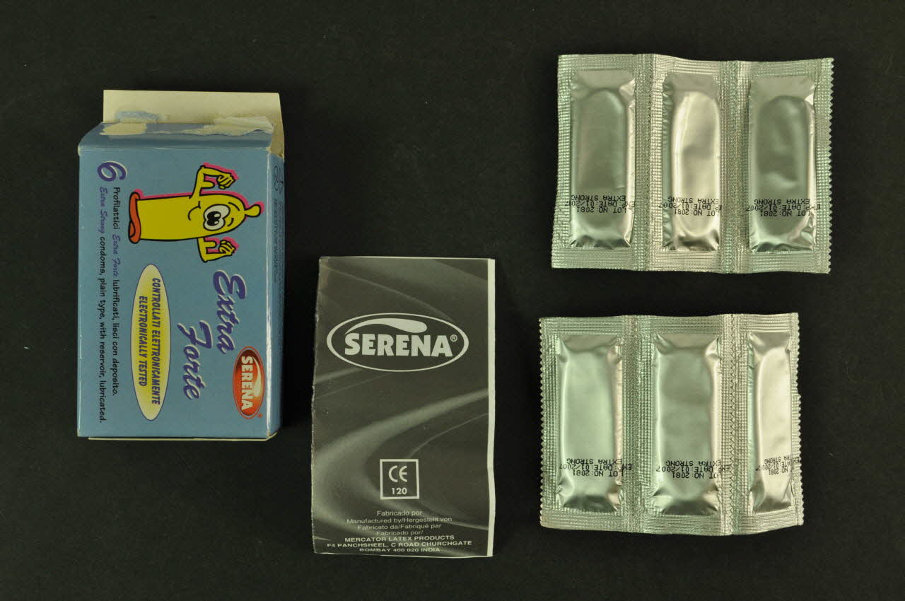 Serena, Rome Boite de préservatifs Italie 2003 2003.97.75.1-4 Photo Mucem