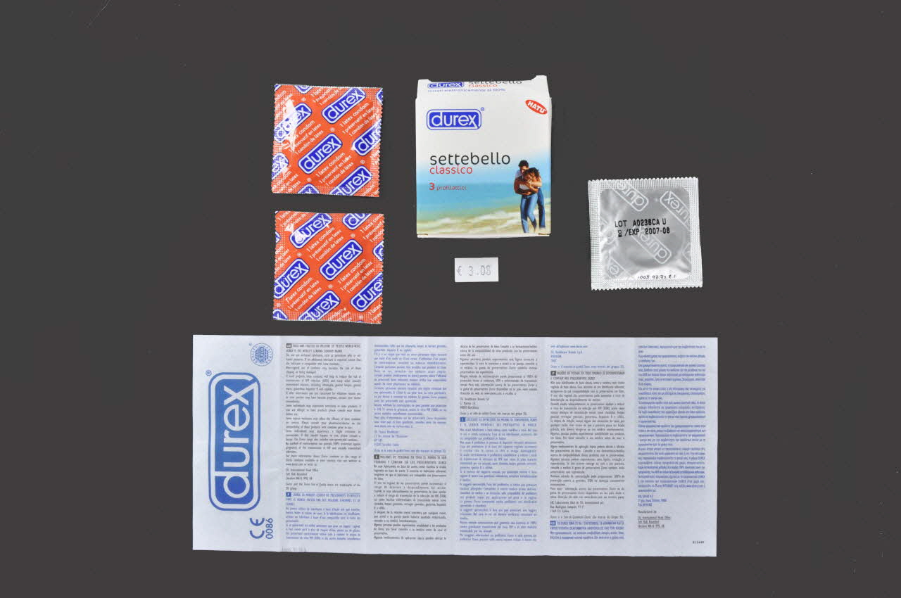 Durex notice Boite de 3 préservatifs "Settebello classico" Italie 2003 2003.97.77.3 Photo Mucem
