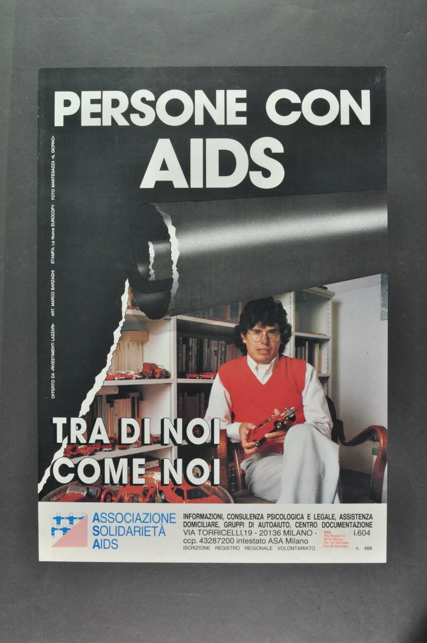 affiche "Persone con AIDS. Tra di noi. Come noi" (Personnes avec le sida . Parmi nous, comme nous) 2003.98.10 Photo Mucem