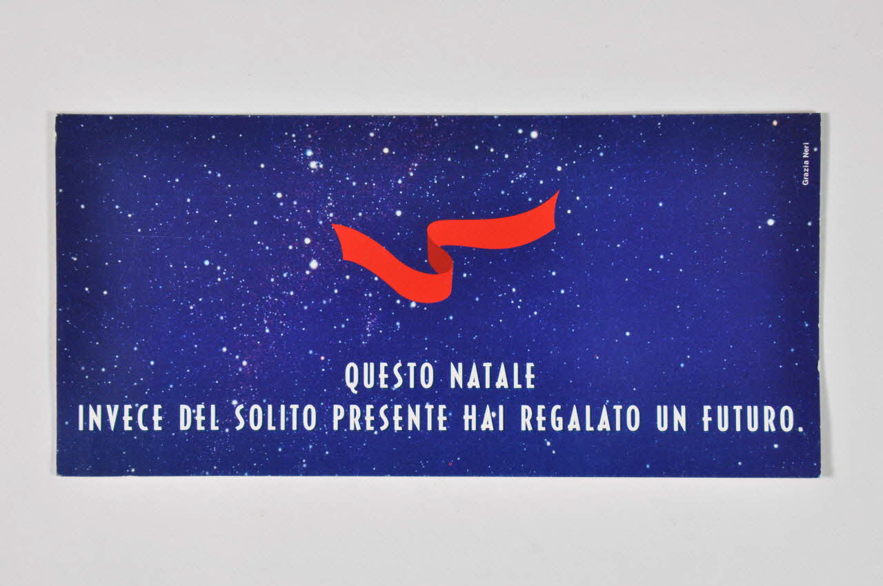 Carte de souscription "Questo natale invece del solito presente hai regalato un futuro" (Ce Noël, contrairement aux cadeaux habituels, tu as un futur en cadeau" (vérifier la traduction) 2003.98.42 Photo Mucem