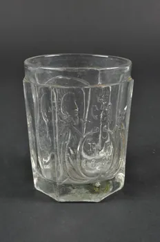 verre 1852 1955.156.31 Photo Mucem
