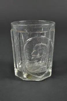 verre 1852 1955.156.31 Photo Mucem