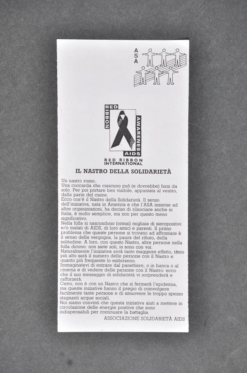 Associazione Solidarieta Aids (ASA) - Milano tract "Red Ribbon International. Il nastro della solidarieta" (Ruban rouge international. Le noeud de la solidarité) Italie 2002/10 2003.98.82 Photo Mucem
