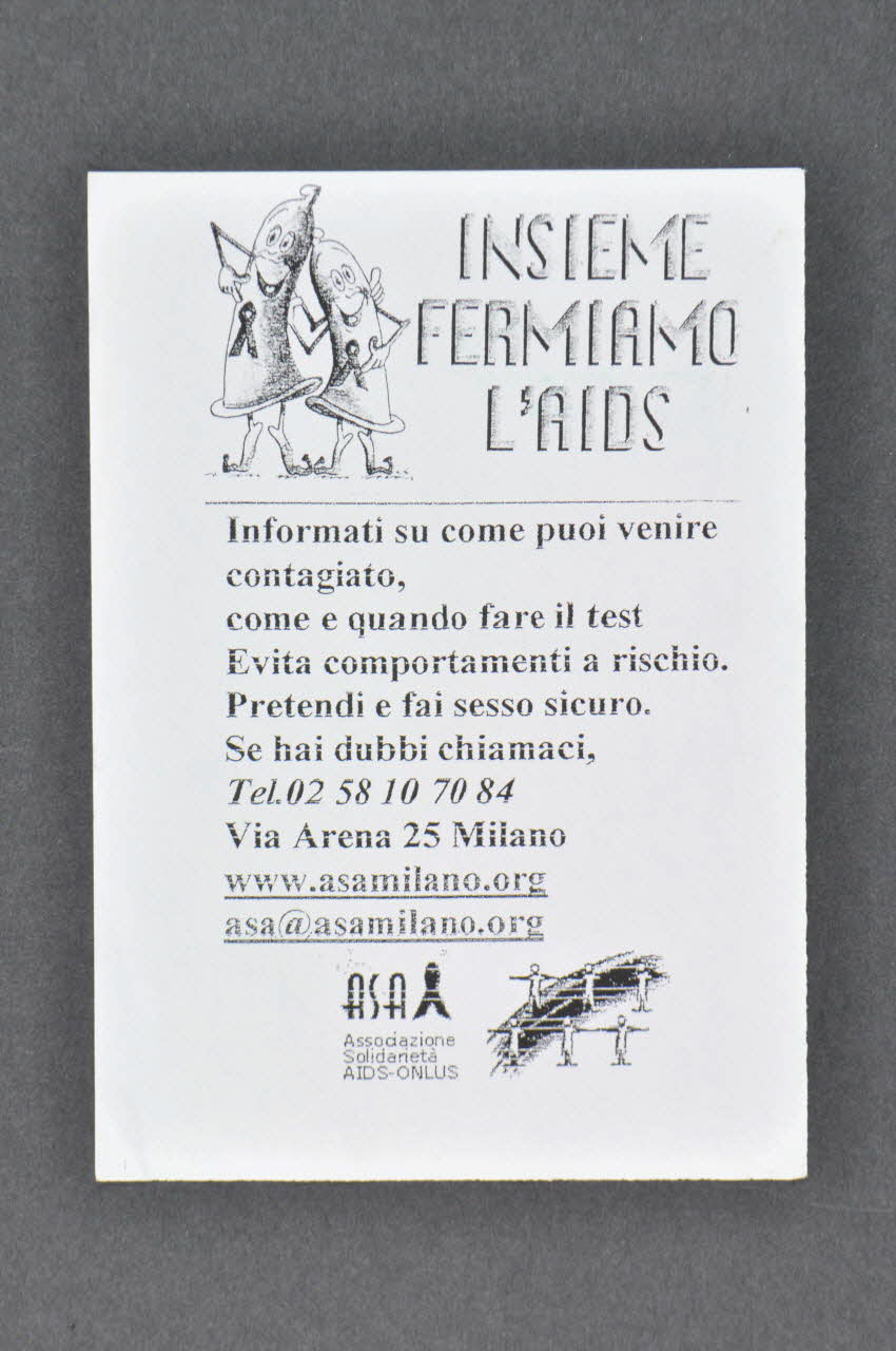 tract "Insieme fermiamo l'AIDS" (Ensemble, arrêtons le sida) 2003.98.86 Photo Mucem