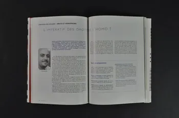 Editions Christophe Gendron revue Revue "Triangul'ère. Quartier rose. Homosexualité , sida, éducation et mémoire" France 2002/11 2003.99.136 Photo Mucem