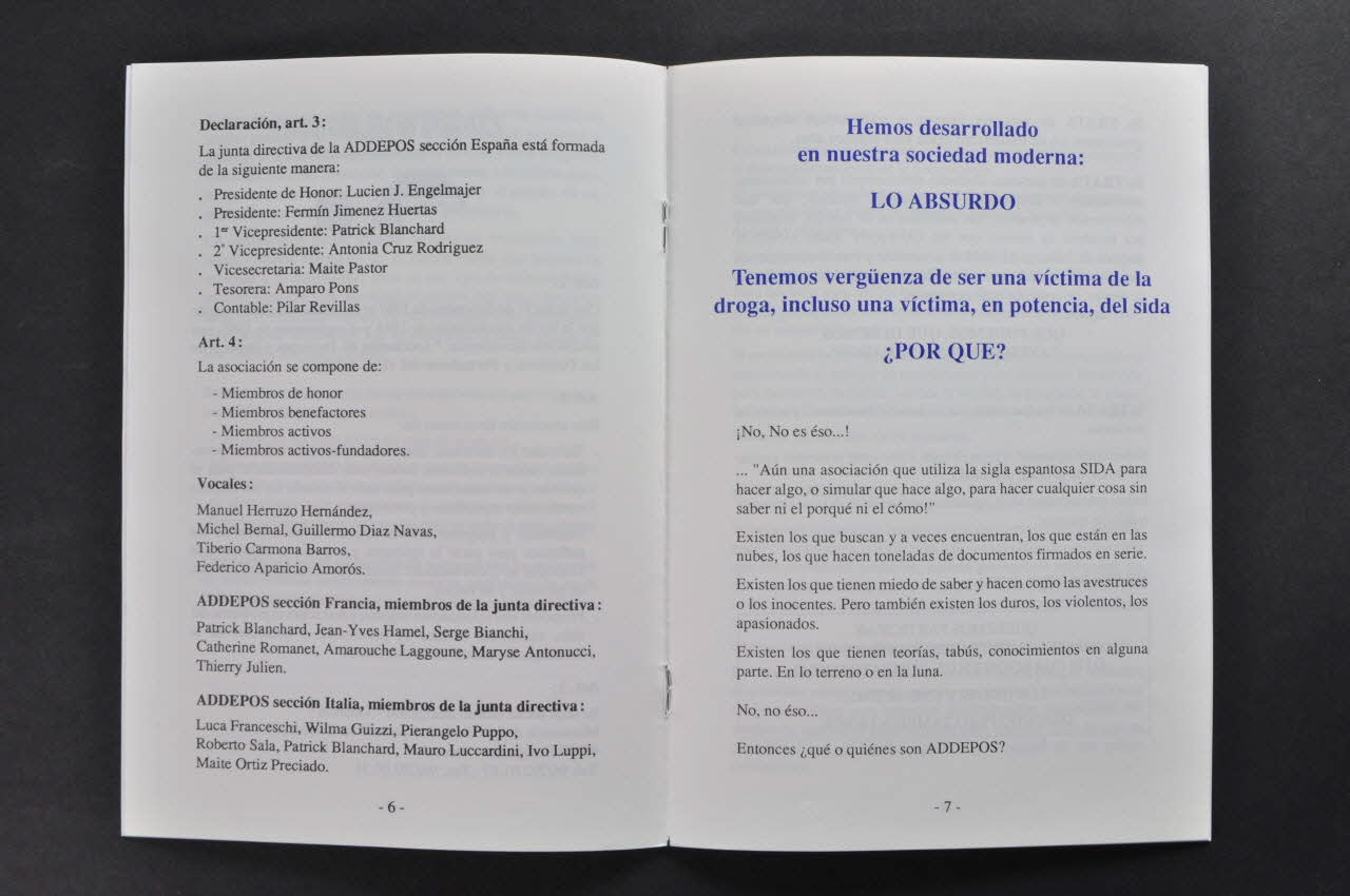 Asociacion De Derechos Y Deberes De Los Positivos BROCHURE Asociacion de Derechos y deberes de los positivos y portadores del virus del Sida Rhône-Alpes, Espagne 1991/9 2004.55.41.1-2 Photo Mucem