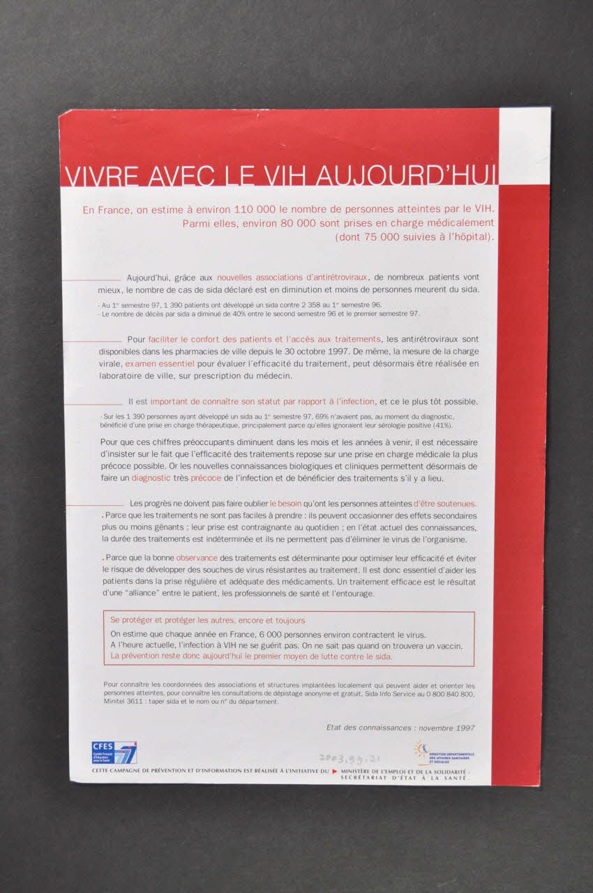 Ministère de l'Emploi et de la Solidarité Feuille d'information "Vivre avec le VIH au sein d'une famille" France 1997/11 2003.99.21 Photo Mucem