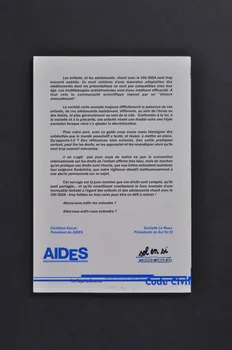 Aides, Sol En Si BROCHURE "Enfant, famille et VIH" France 2001 2003.99.27 Photo Mucem