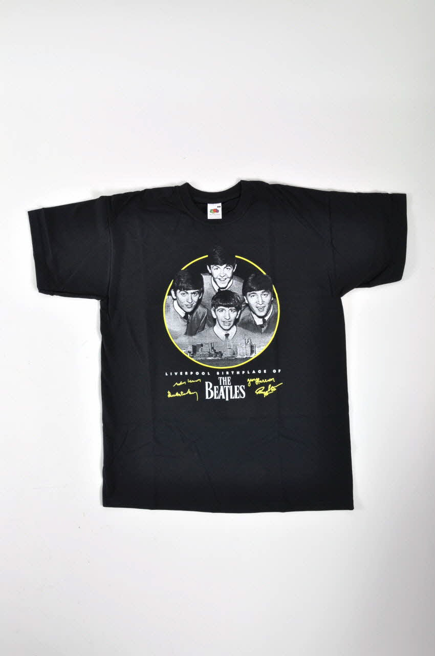 Fruit Of the Loom International LTD tee-shirt 2000-2006 2006.136.1 Photo Mucem