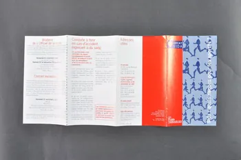 Association pour la Recherche, la Communication et les Actions pour l'Accès aux Traitements (ARCAT) Dépliant "Sida : quels risques pour les sportifs" Île-de-France, France 1997/9 2003.99.43 Photo Mucem
