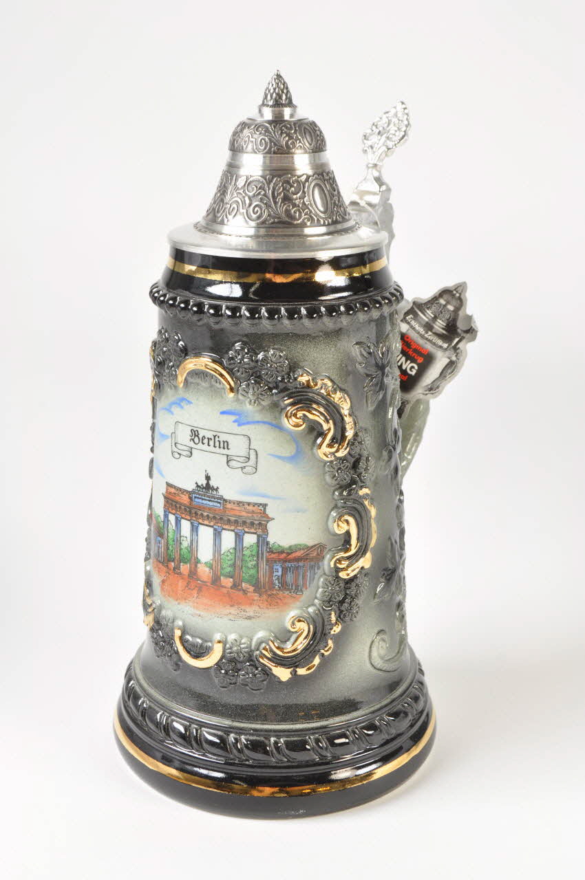 King chope Allemagne 2001-2006 2006.150.19 Photo Mucem